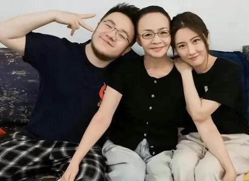 51娱乐八卦吃瓜,揭秘娱乐圈最新吃瓜事件，带你领略明星幕后故事